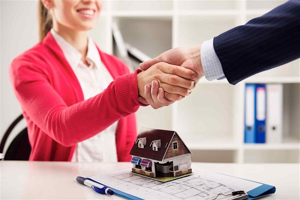 Essential Steps for Launching a Career in Real Estate